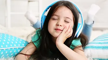 Child being mindful 